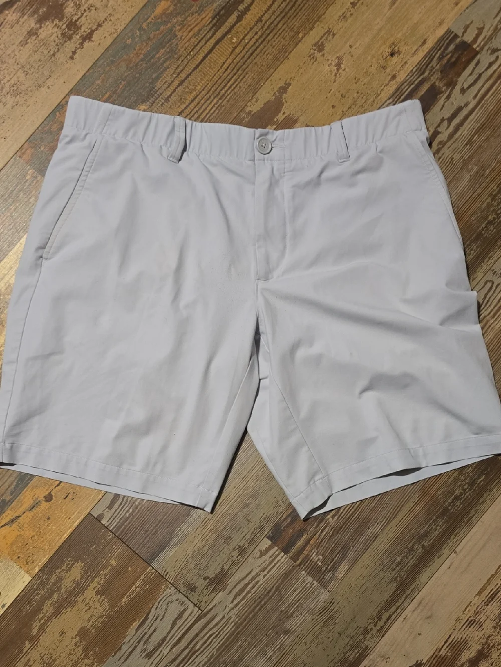 Under Armour Shorts 38 Golf Golfing Active-wear Tennis Outdoor Course Short - Picture 1 of 3